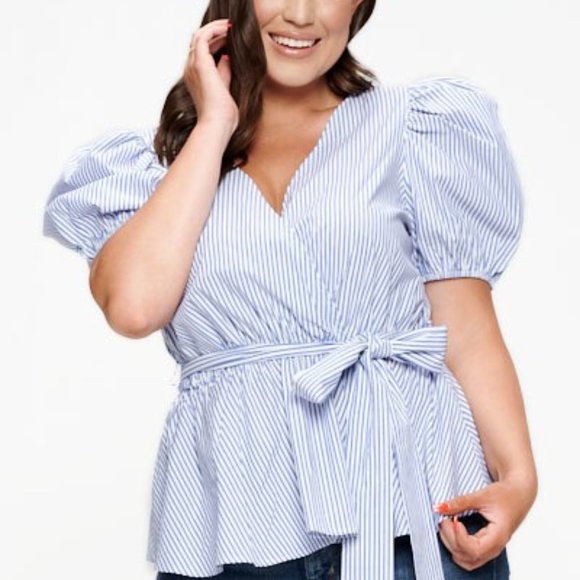 Beautiful light Blue V-neck peplum style blouse - Picture 3 of 4